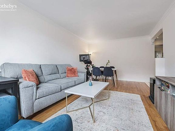3rd image of 305 W 18th St APT 6B