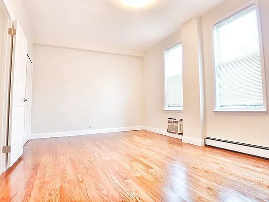 Rented by MAC Realty NY | media 15