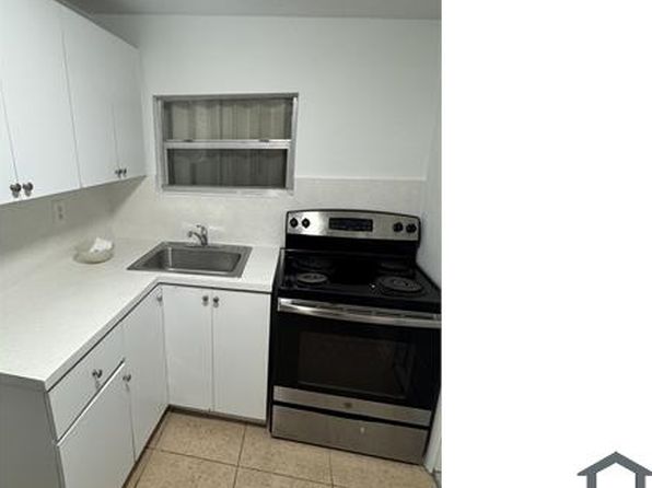 560 NW 185th St