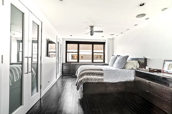 Rented by Sotheby's International Realty | media 13