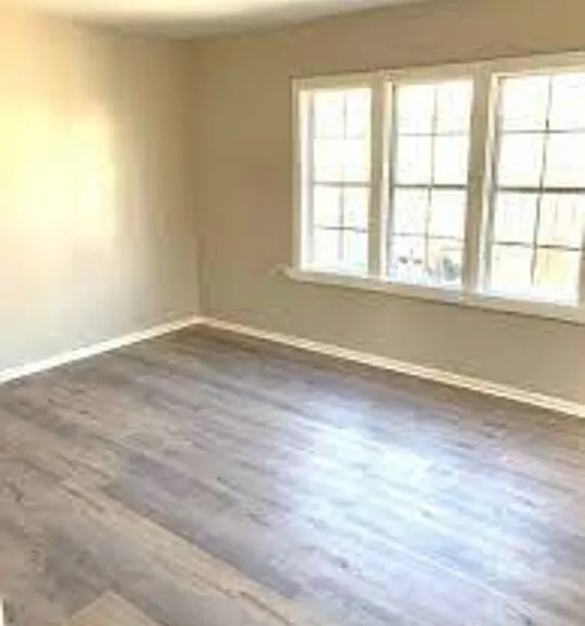 4623 Wesley Ave — Photo 5