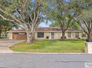 422 Countryside Ln, Harlingen, TX 78552