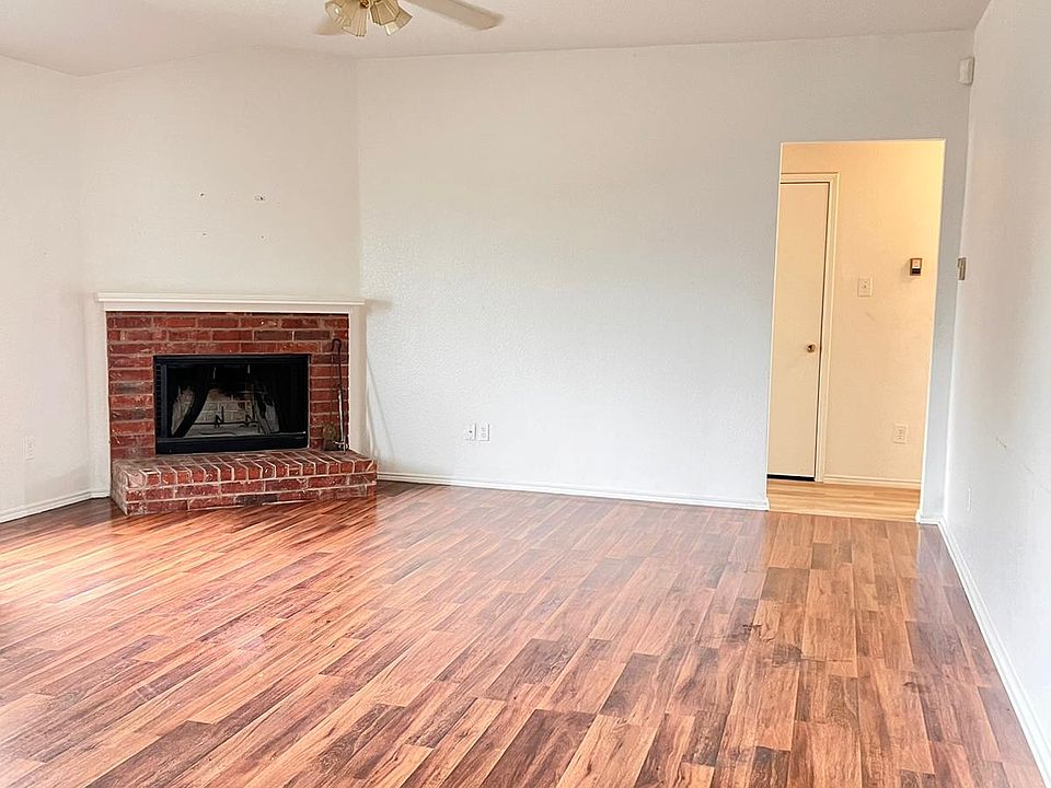 1st image of 47325 Amber Dr
