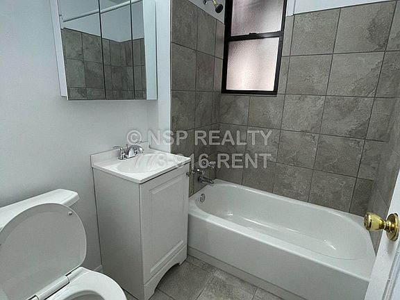 5th image of 1317 W Estes Ave #1B