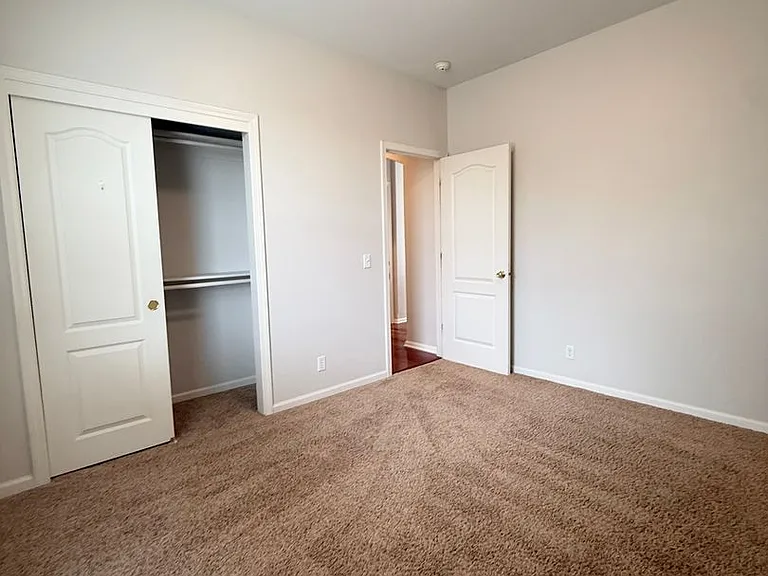 9606 S 27th St — Photo 14