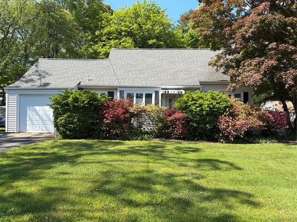 31 Townline Road, Pearl River, NY 10965