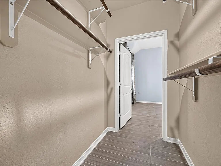 24302 Bella Florence Dr — Photo 29