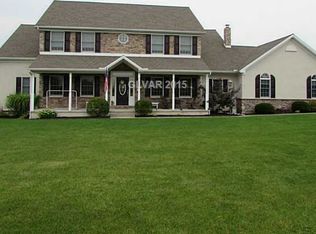 129 Sunflower Ln, Palmyra, PA 17078