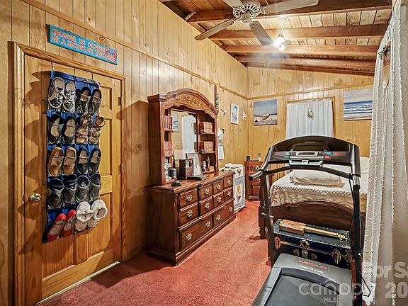 32nd image of 260 Cherrywood Ln
