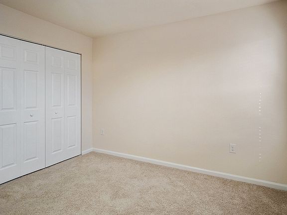4th image of 73 Java Ln