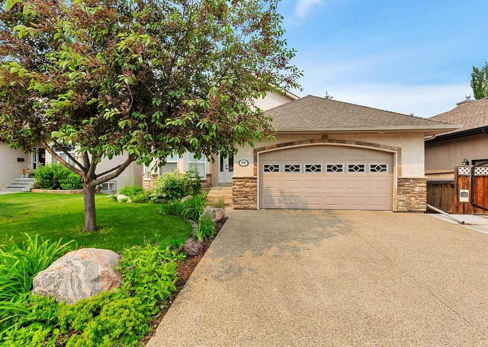 1st image of 89 E Alberts Close