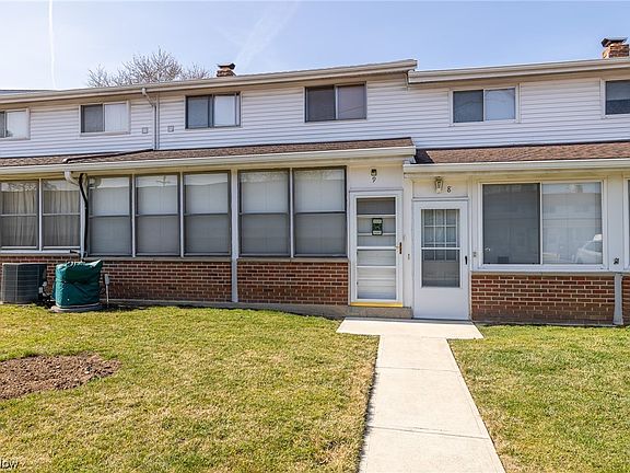 2nd image of 25345 Country Club #9