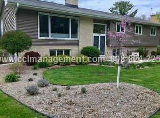 6106 S Hill Dr, Madison, WI 53705