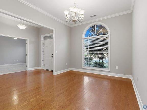 3rd image of 7320 Sanctuary Cove Dr SE