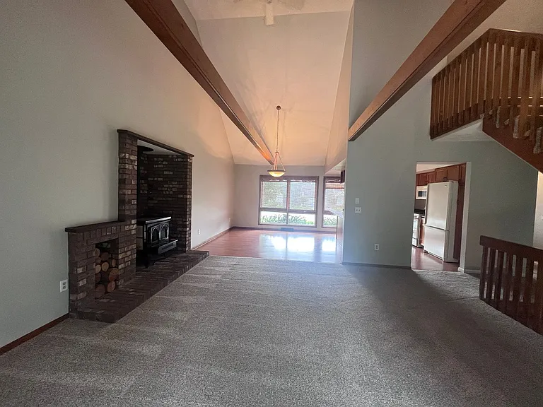 1795 Forest Lake Dr SE — Photo 3