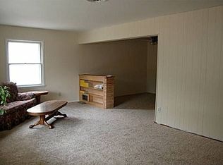 100 Crescent Lake Rd, Newport, NH 03773