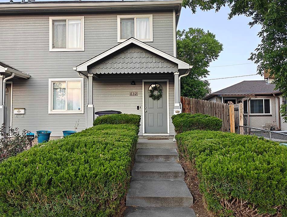 1st image of 832 Mariposa St