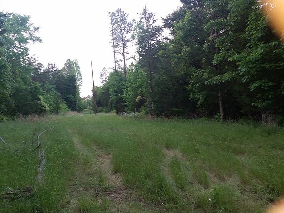 5th image of CR 3880