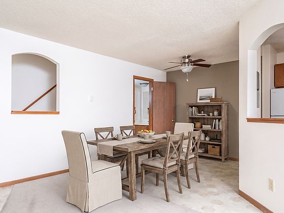 2nd image of 2479 Woodcrest Dr #2491