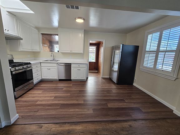 5th image of 271 Aviador Ave