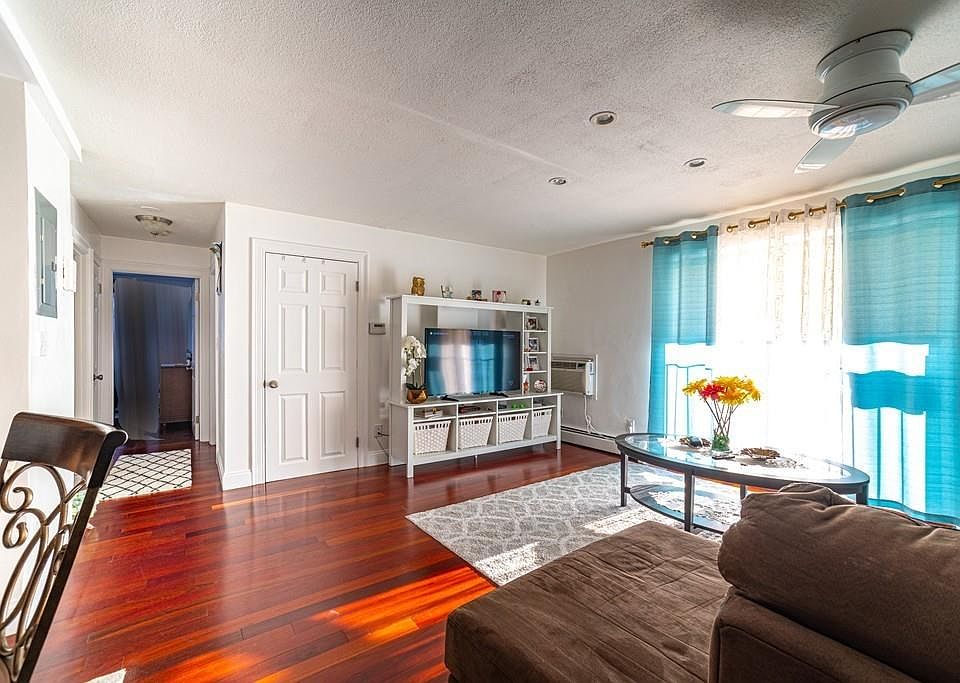 Commercial St Apartments Braintree, MA Zillow