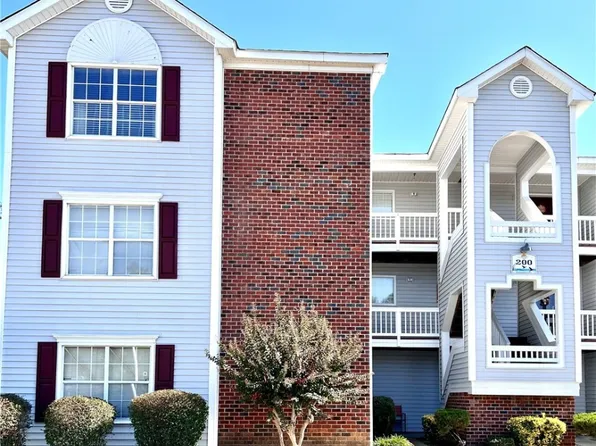200 Waterdown Dr APT 9, Fayetteville, NC 28314