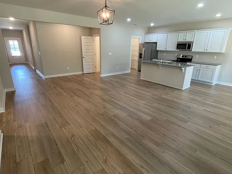 459 Troubadour Ln — Photo 6