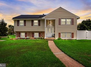 2 Florence Ave, Marlton, NJ 08053