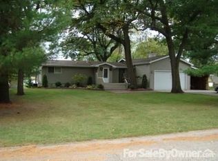 N4579 Fox River Dr, Princeton, WI 54968