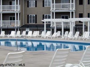 1124 Suncrest Vlg, Morgantown, WV 26505