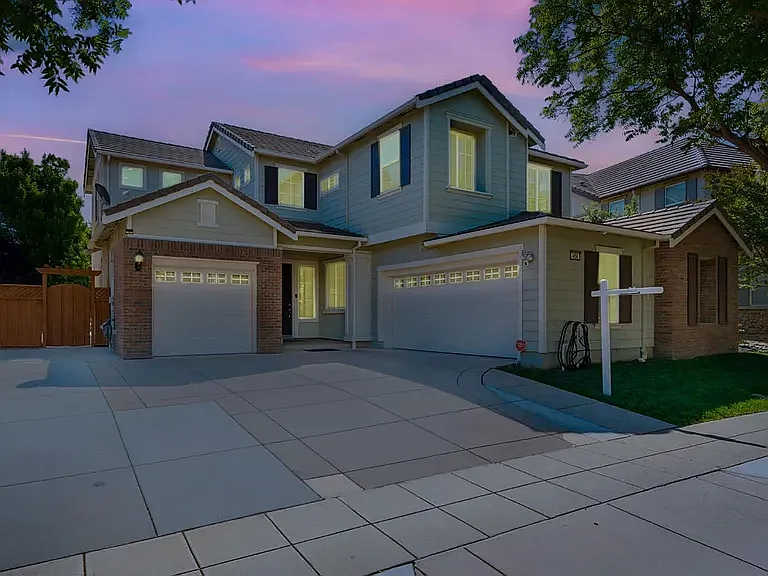456 N Sierra Madre St — Photo 31