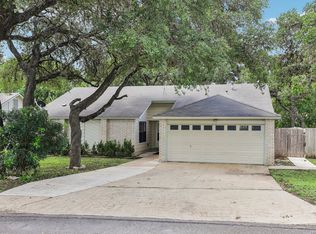 7111 Bart Hollow Dr, San Antonio, TX 78250