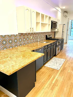 Rented by Compass | media 12