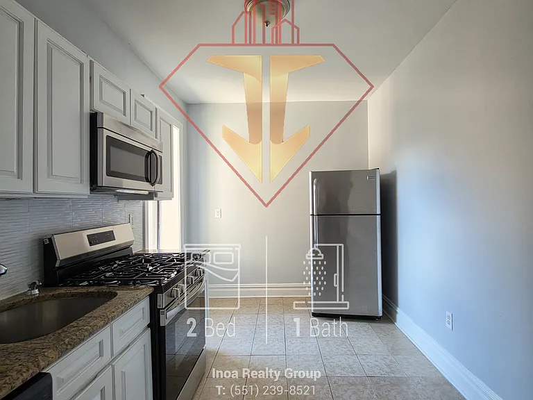 25 W 33rd St #14 — Photo 14