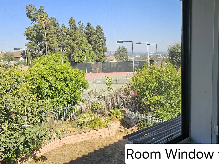 832 Adelita St — Photo 11