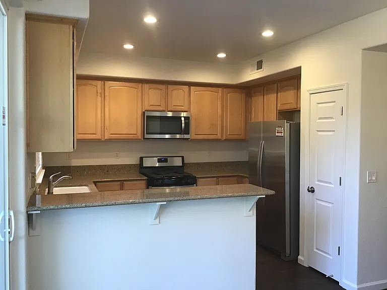 3976 Dominus Dr — Photo 4