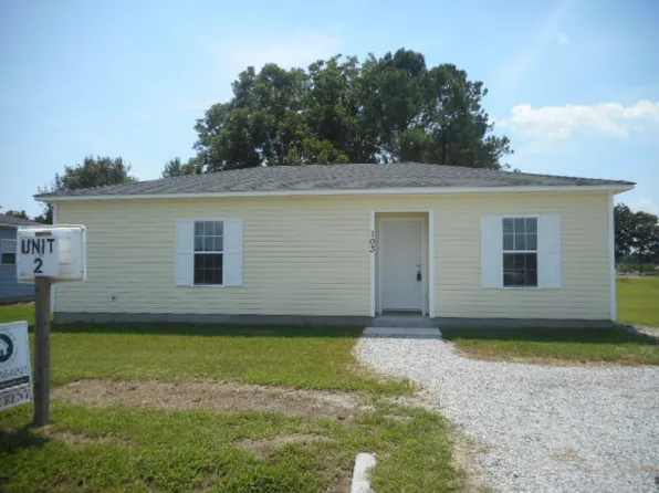 103 Virginia Dr, Trenton, NC 28585