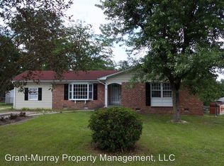 350 Summer Hill Rd, Fayetteville, NC 28303