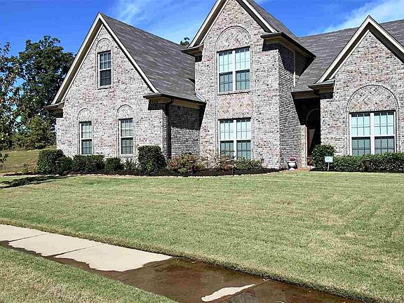 3rd image of 9206 Oakvale Dr