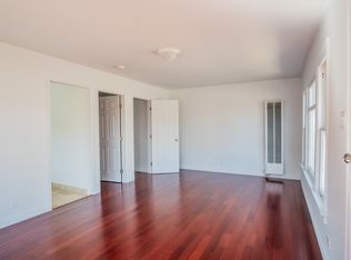 5425 Sierra Vista Ave, Los Angeles, CA 90038