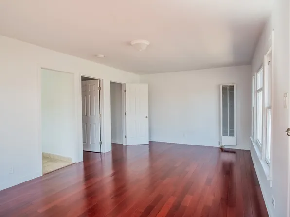 5425 Sierra Vista Ave, Los Angeles, CA 90038