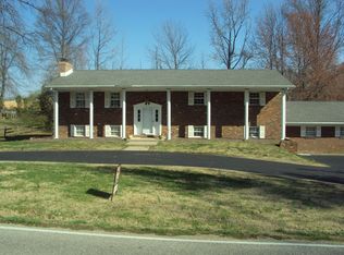 6844 Oak Grove Rd, Newburgh, IN 47630