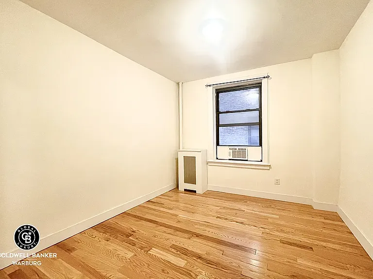 528 W 111th St #45 — Photo 10