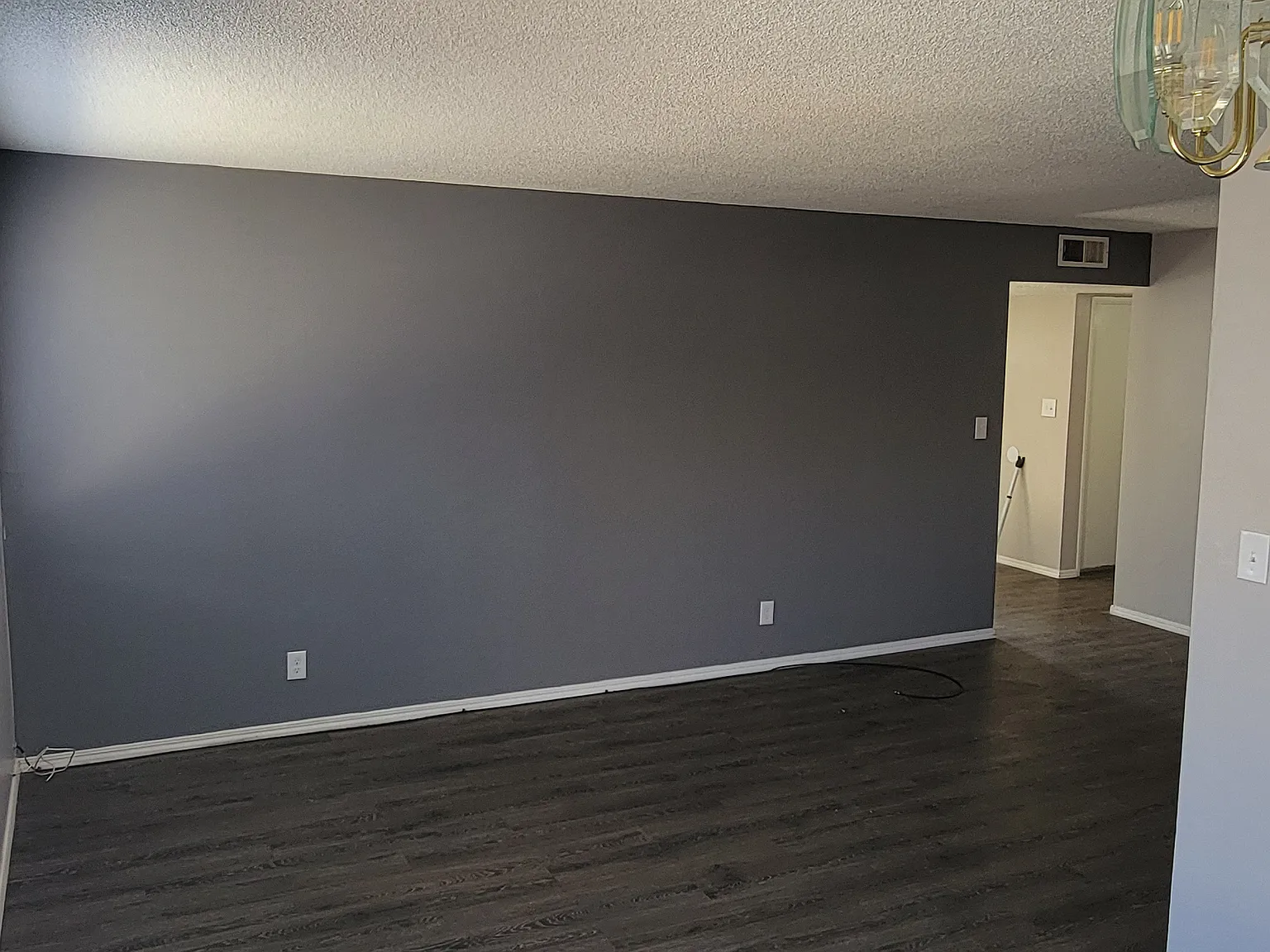 4516 Planz Rd — Photo 2