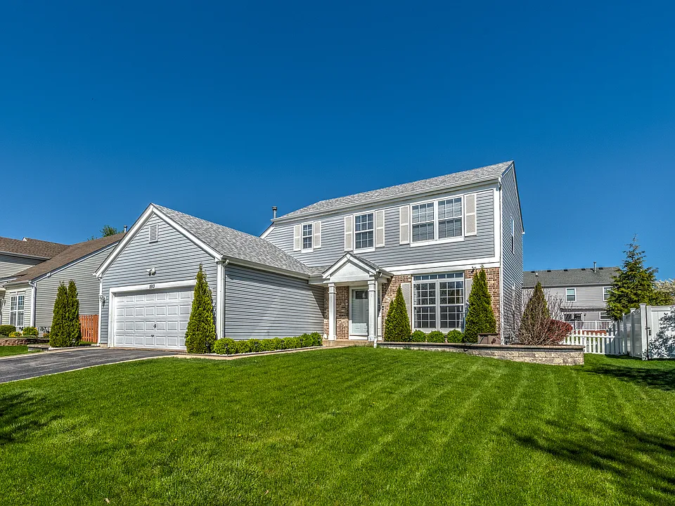 1810 Van Dyke Ln