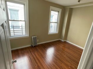 558 E 96th St #1, Brooklyn, NY 11212