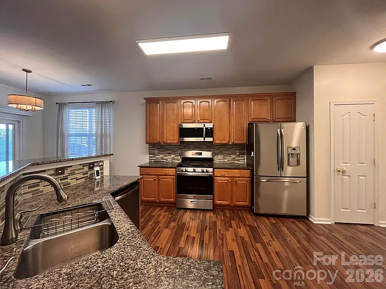17508 Westmill Ln — Photo 3