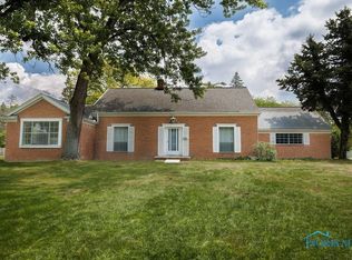 2344 E Grecourt Dr, Toledo, OH 43615