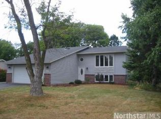 201 Dennison Ave, Shoreview, MN 55126