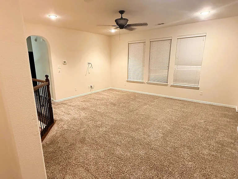 2215 Longview Rd — Photo 11